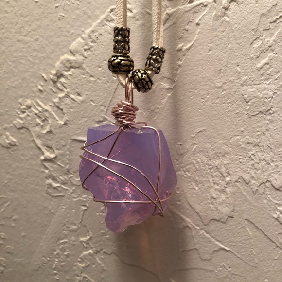 Jewelry - Slag Glass pendant.